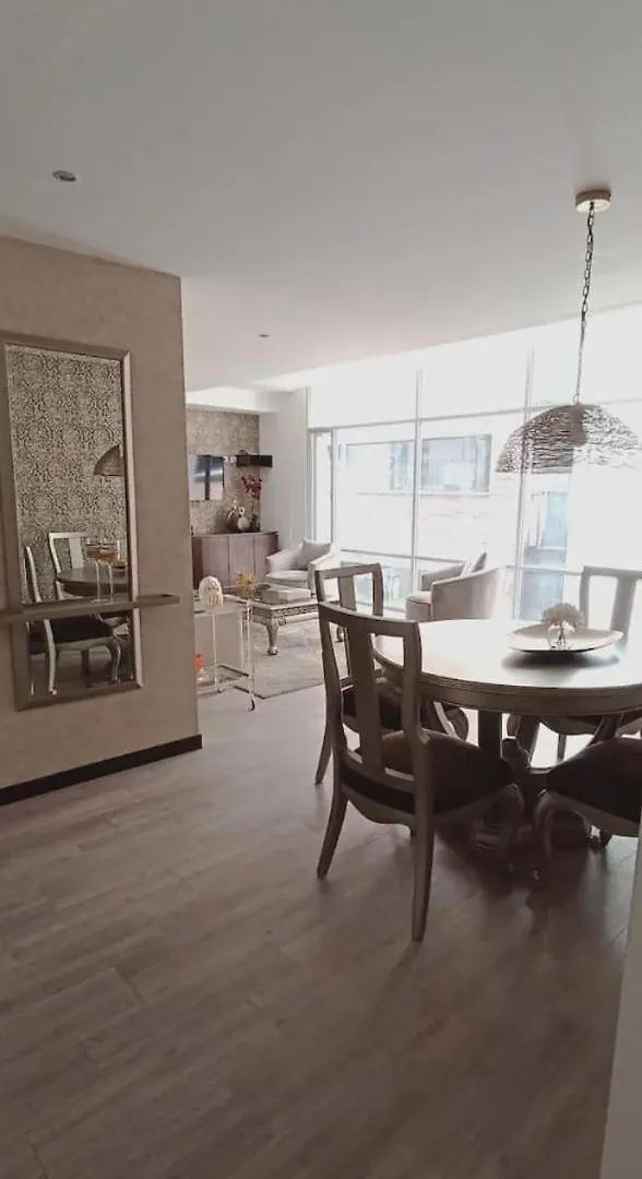 Apartmán Departamento De Lujo En La Republica Del Salvador Quito